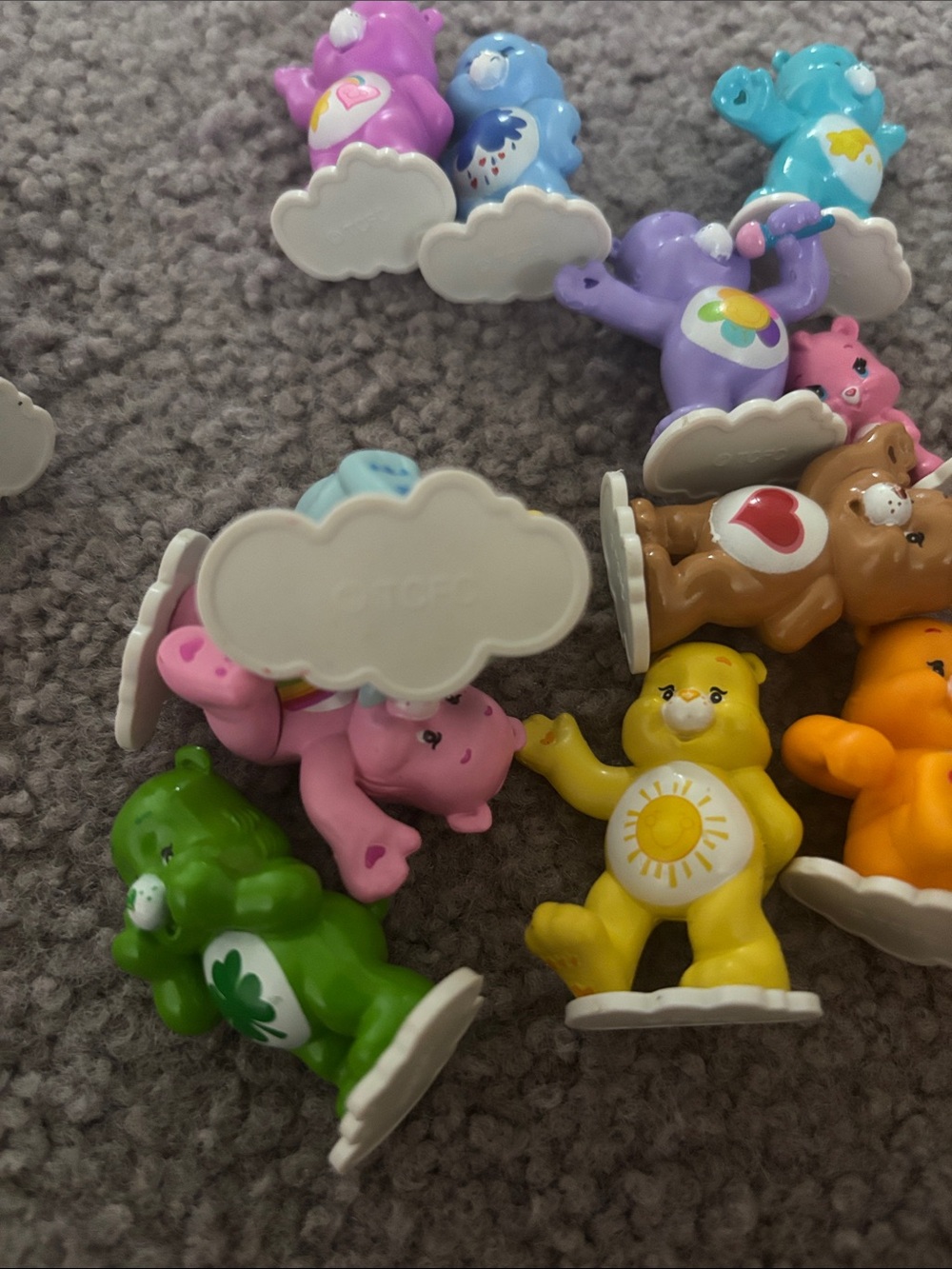 Vintage TCFC  Care Bears Mini Figurine Set - Assorted Colors lot of 12 - Picture 4 of 4